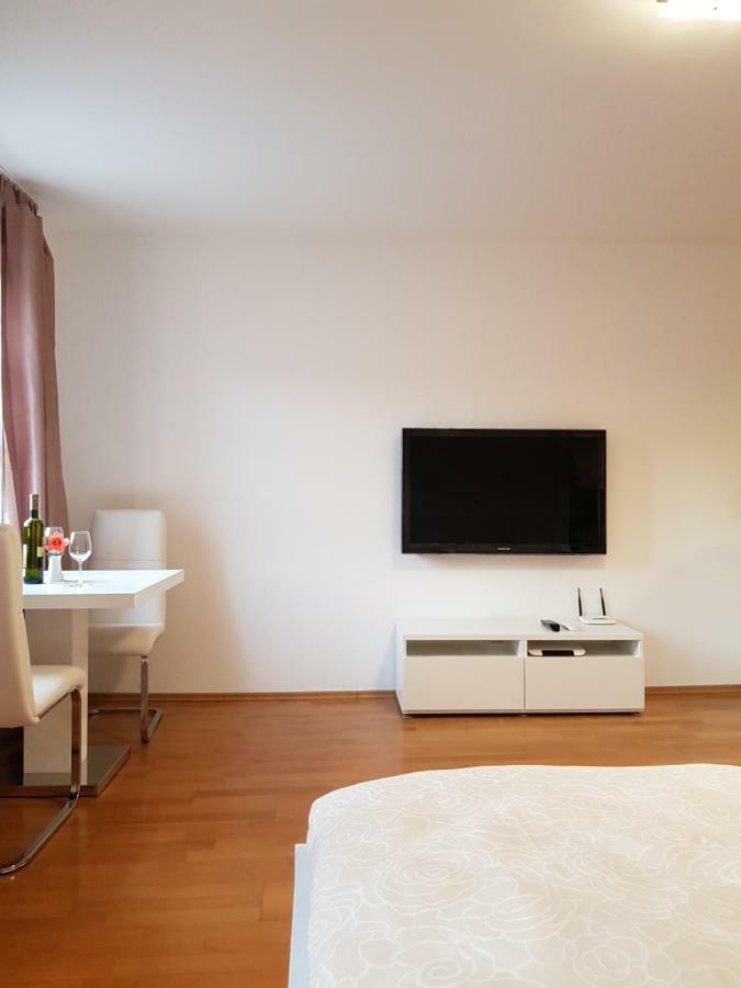 Apartment Jale Ratisbona Esterno foto